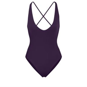 Weekender Suit HIGH CUT LEG, MEDIUM BUM COVERAGE. - Small Tall